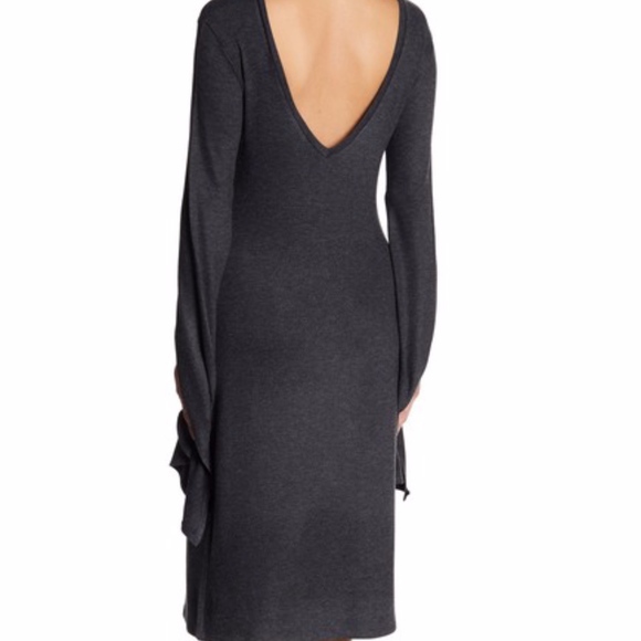 NEW Go Couture V-Back Vented Sleeve Print Dress - Picture 2 of 5